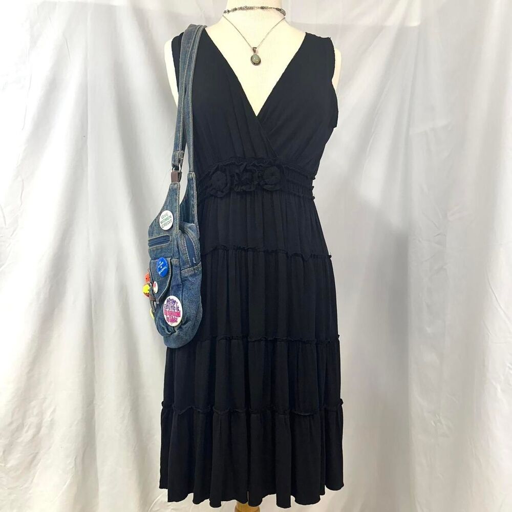 NWT Chelsea & Theodore Black Rosette Sleeveless Tiered Mini Dress Sz M Boho Goth